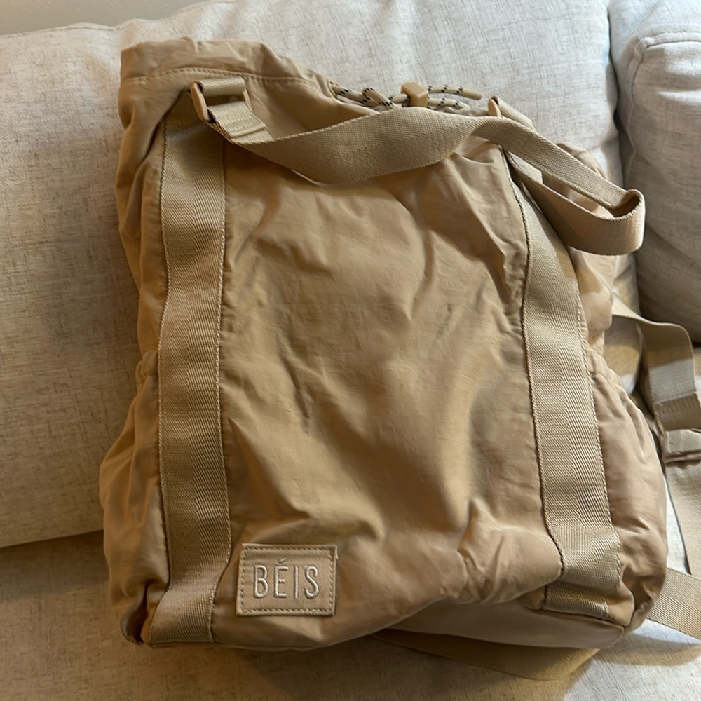 Beis Backpack - image 1